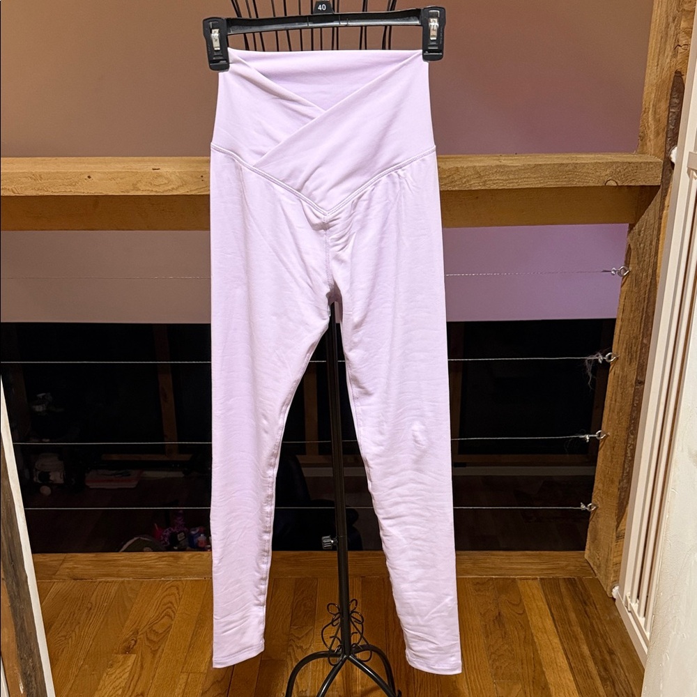 Atoir Light Pink High-Waist Crossover Leggings